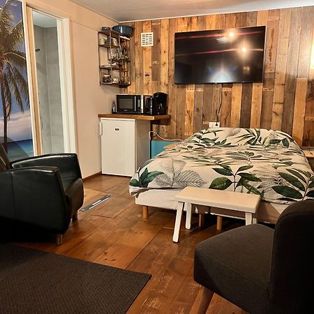Beach House Met Badkamer, Boxspring & Airco Schoonebeek Exterior foto
